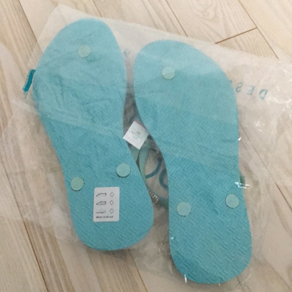 ππHost Pick BRAND NEW Samba Sol Crystal Embellished Flip Flops - Picture 7 of 7